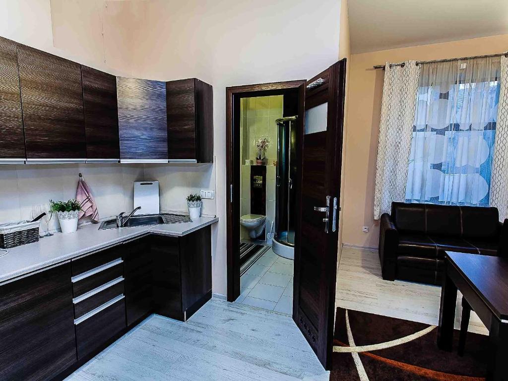 Apart-Lux Aparthotel Bytom Cameră foto